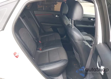 2023 Kia Forte Gt-Line из США, поврежденный, VIN 3KPF54AD4PE572064